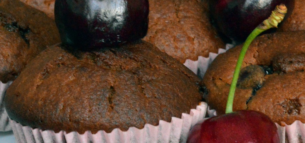 Muffinki z coca colą, cynamonem i czereśniami (autor: dorotaz ...