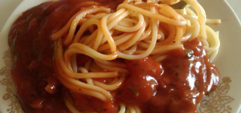 Makaron spaghetti z sosem pomidorowym (autor: gracer ...