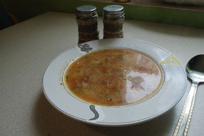 Zupa warzywna z kaszą manną