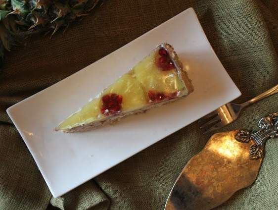 Przepis  tort orzechowo- ananasowy przepis