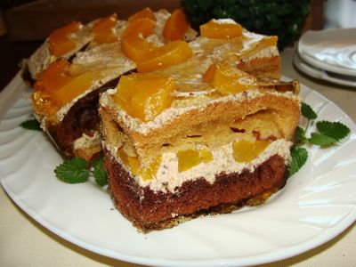 Ciasto w paski z orzechowym kremem