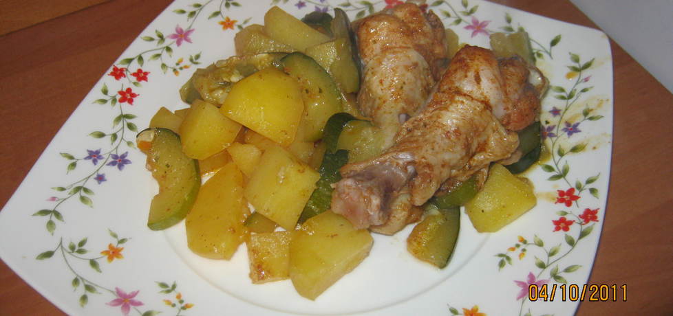 Kurczak,cukinia, ziemniaki (autor: katarzyna74)