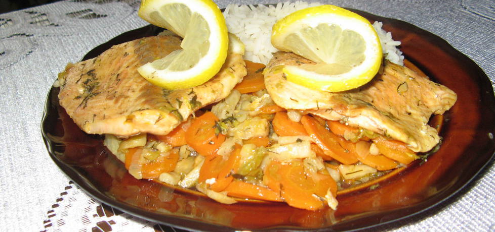 Ryba na warzywach (autor: reniakawa)