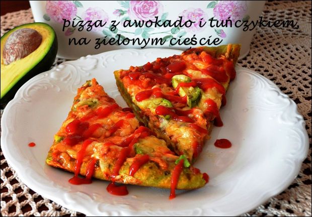 Przepis  zielona pizza z awokado przepis