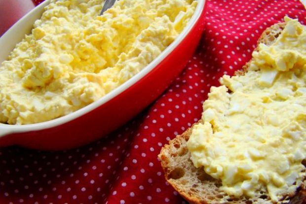 Przepis  delikatna pasta jajeczna przepis