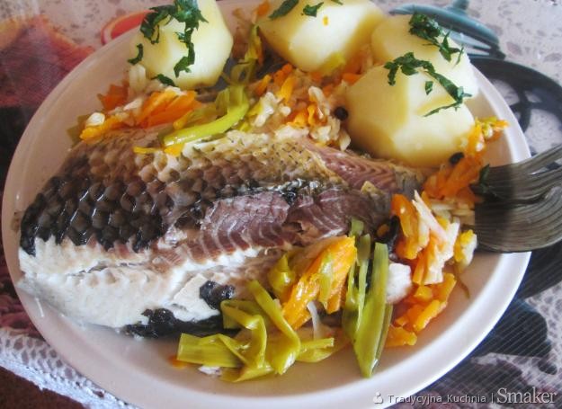 Ryba w warzywach
