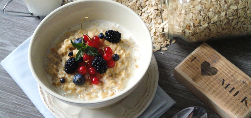 Oatmeal porridge (brytyjska owsianka) (autor: klorus ...