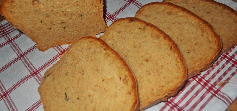 Chleb z pieczoną papryką i cukinią (autor: beatris)
