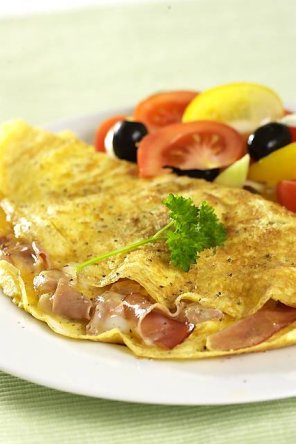 Omlet z szynką  prosty przepis i składniki