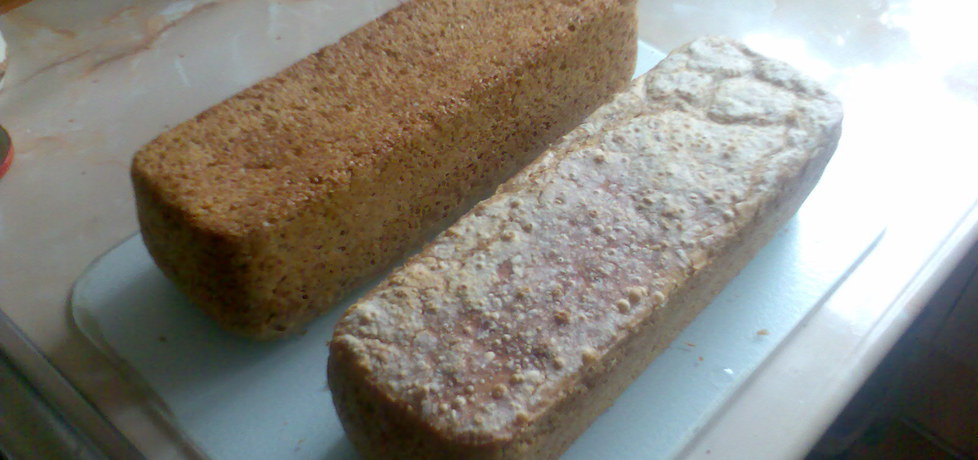 Domowy chleb pełnoziarnisty z piekarnika (autor: smak ...
