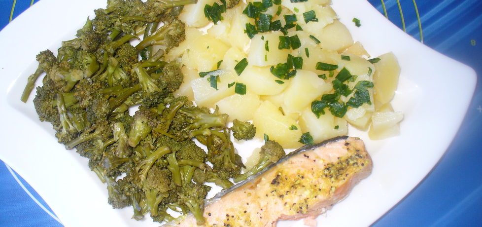 Brokuły na parze do obiadu z ziemniakami (autor: jagoda5913 ...