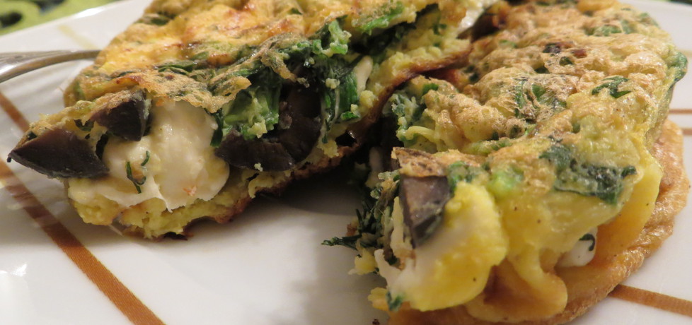 Omlet z fetą i oliwkami (autor: koral)