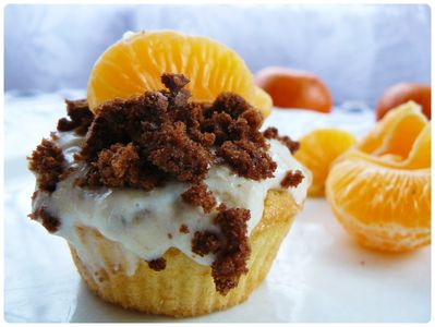 Cynamonowe cupcakes z kremem pomarańczowym