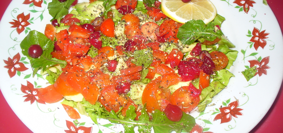 Salatka z żurawiną i pomidorkami koktajlowymi (autor: jagoda5913 ...
