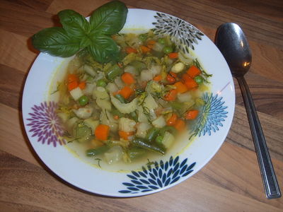 Zupa warzywna z curry