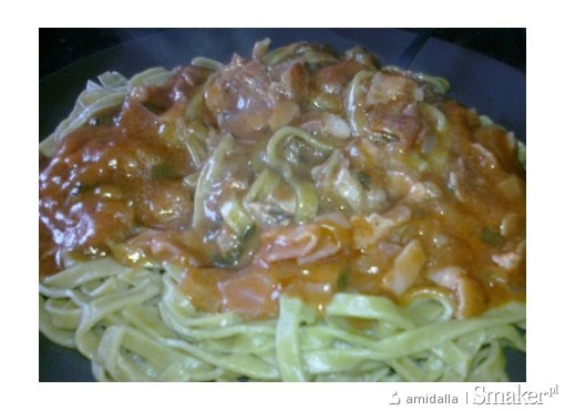 Spaghetti z sosem pachnącym bazylią