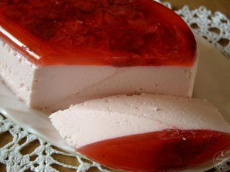 Przepis  pyszny serniczek truskawkowy przepis