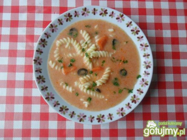 Przepis  zupa pomidorowa z oliwkami przepis