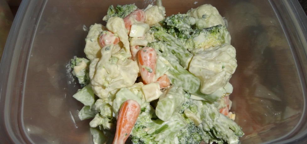 Sałatka z warzyw gotowanych na parze (autor: agulastabi ...
