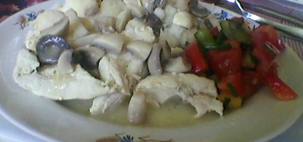 Gotowana pierś z kurczaka (autor: justyna223)