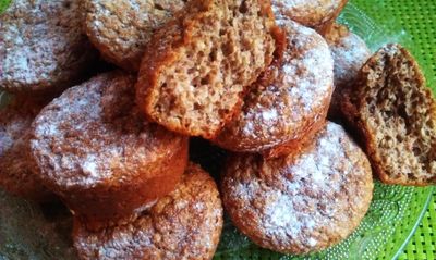 Muffinki z obrębami i serkiem bez cukru