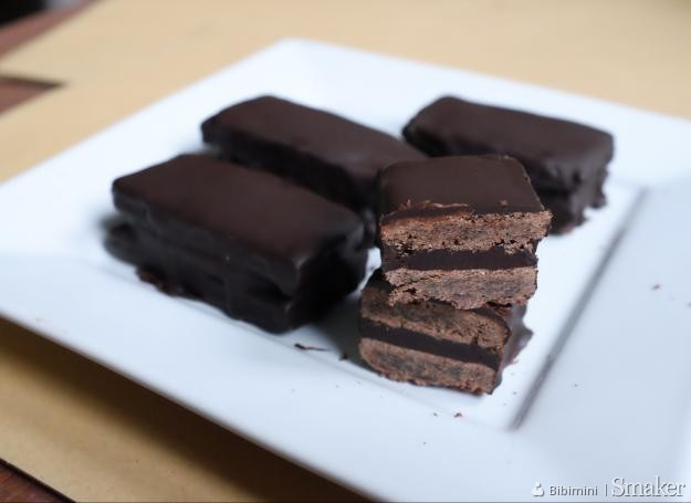 Potrójnie czekoladowe ciastka