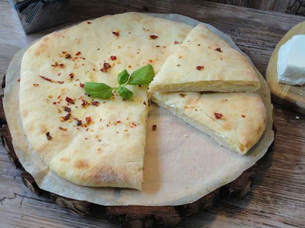 Przepis  chaczapuri  gruziński chleb serowy przepis