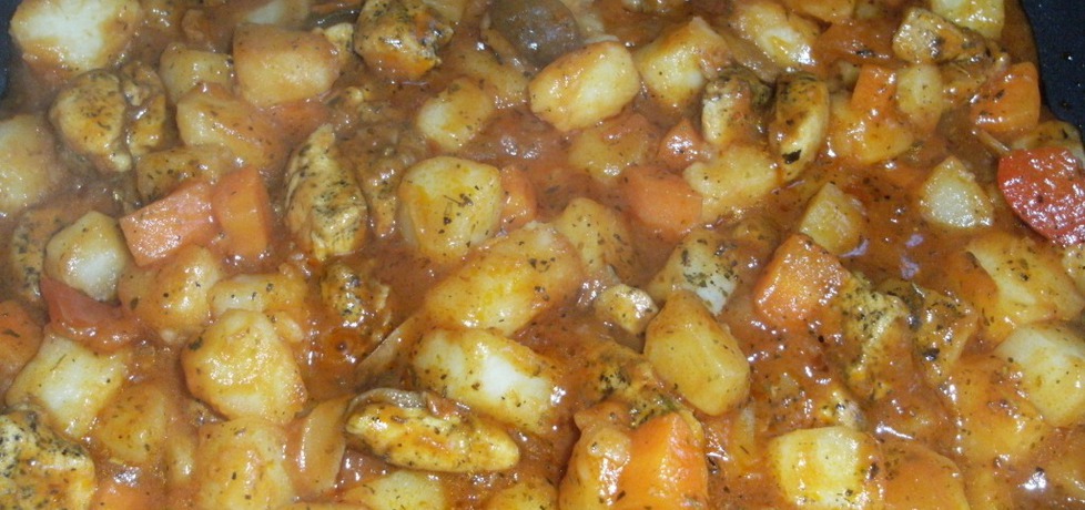 Potrawka z kurczaka z ziemniakami i marchewką (autor: szpindorio ...