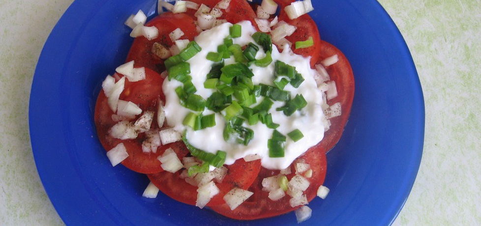 Sałatka z pomidorów z jogurtem i szczypiorkiem (autor: ania321 ...