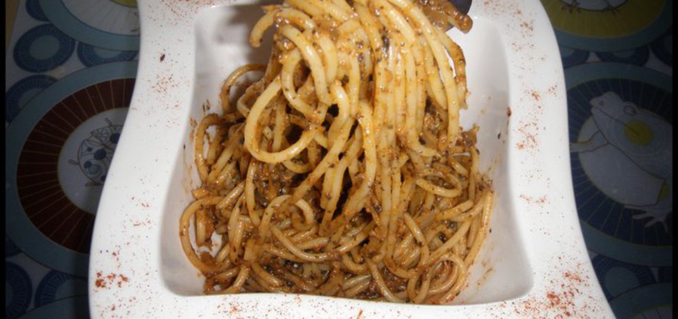 Spaghetti z pieczarkowo