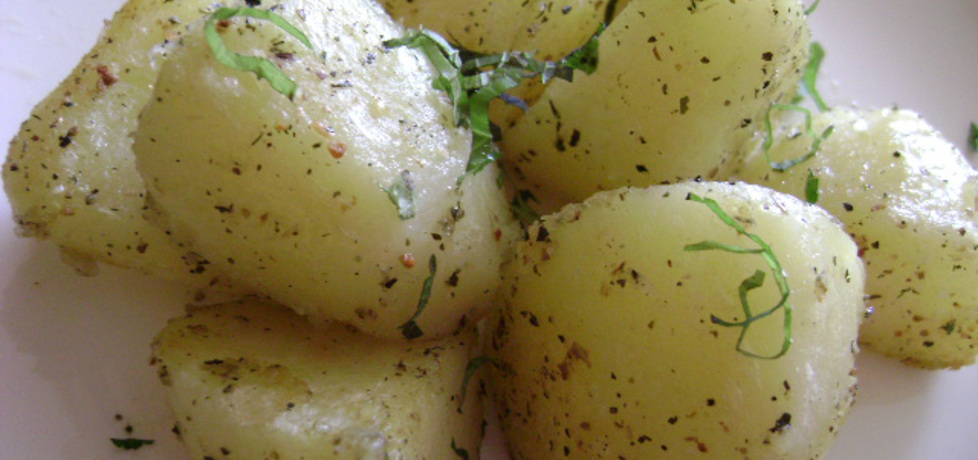 Mlode ziemniaki z mieta (autor: sylwiachmiel)
