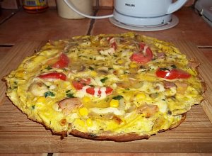 Omlet a'la pizza  prosty przepis i składniki