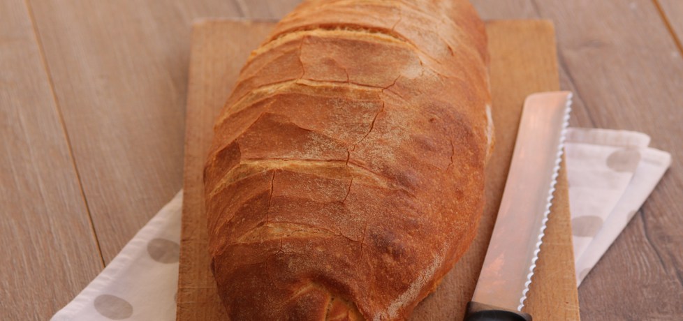 Chleb z semoliny na drożdżach (autor: iwonadd)