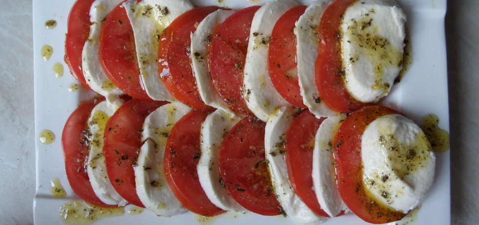 Mozzarella z pomidorami (autor: joasiek)