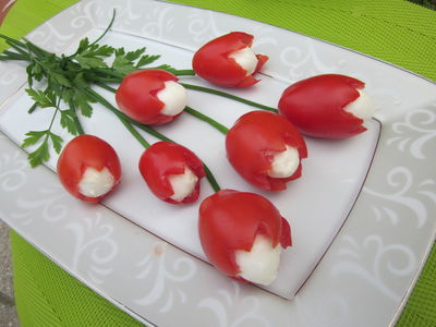 Tulipany z pomidorow
