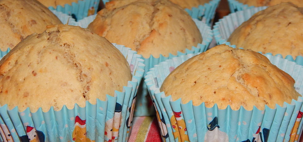 Muffinki z masłem orzechowym i orzechami (autor: habibi ...