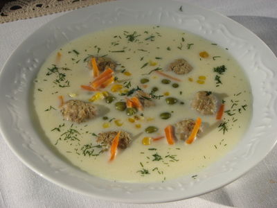 Zupa serowa z pulpecikami