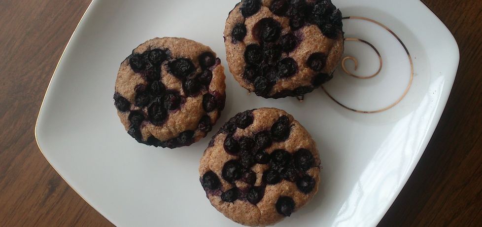 Muffiny pełnoziarniste z jagodami (autor: edith85)
