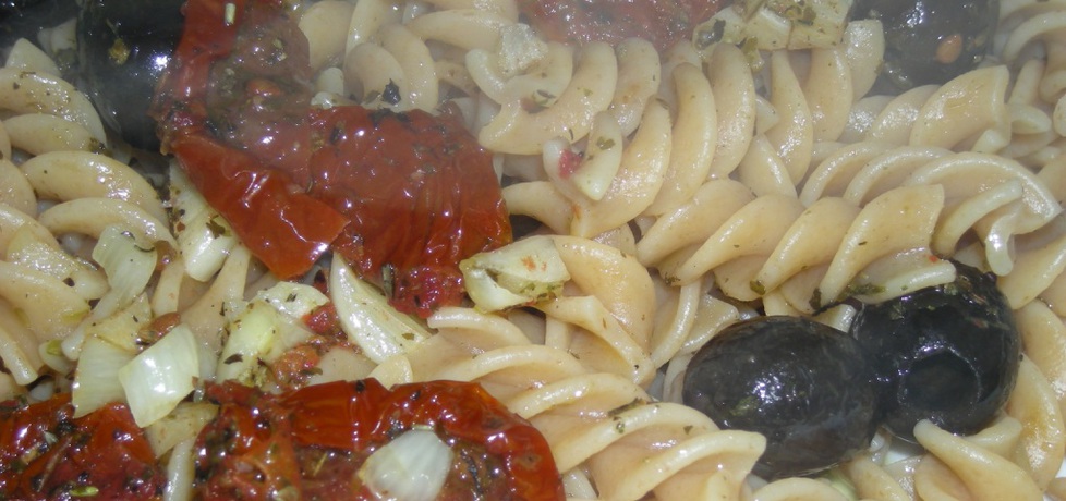Świderki z suszonymi pomidorami i oliwkami. (autor: chojlowna ...
