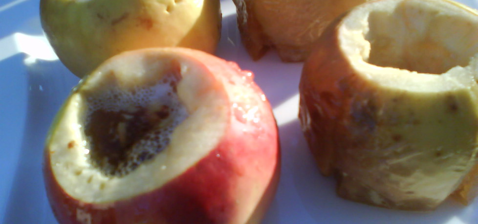 Jabłka zapiekane na grillu (autor: borys)
