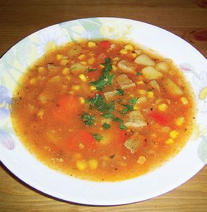 Zimowa zupa gulaszowa