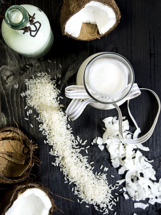 Mleko kokosowe, mleko ryżowe, przepis na mleko | gotujmy.pl