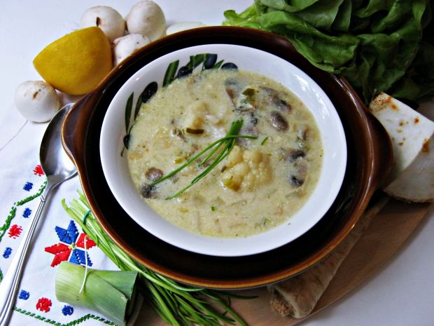 Przepis  zupa z białych warzyw przepis