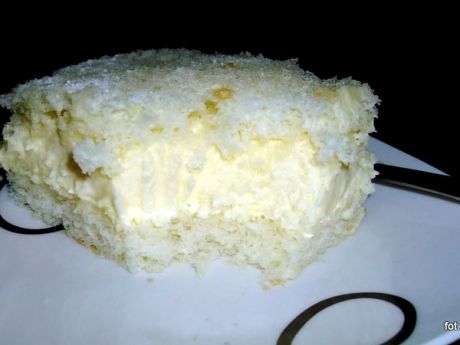 Przepis  biały obłok  ciasto na białkach przepis