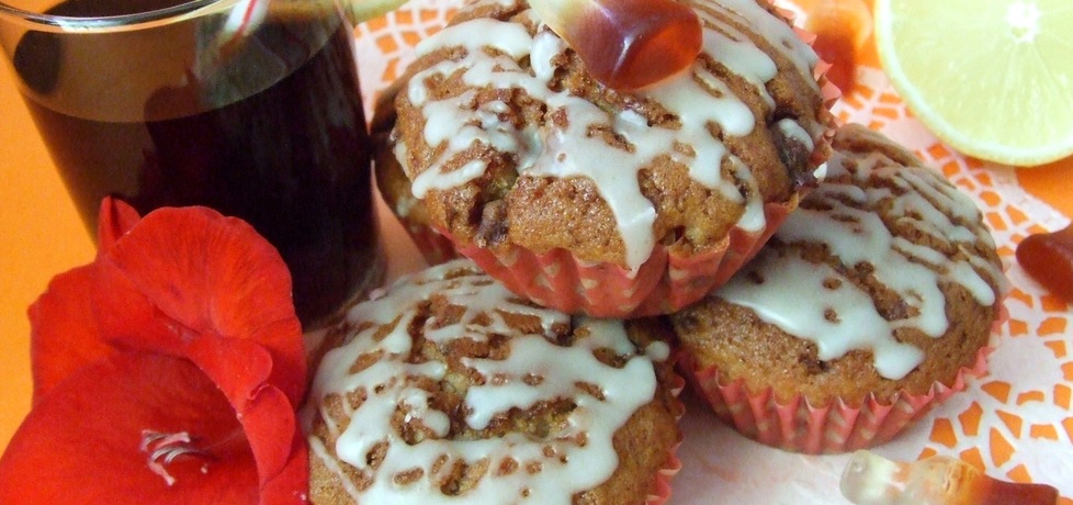 Muffinki czekoladowo-orzechowe z coca