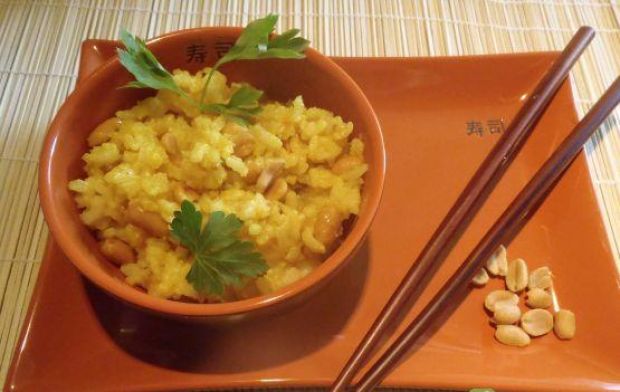 Przepis  ryż z orzeszkami ziemnymi przepis