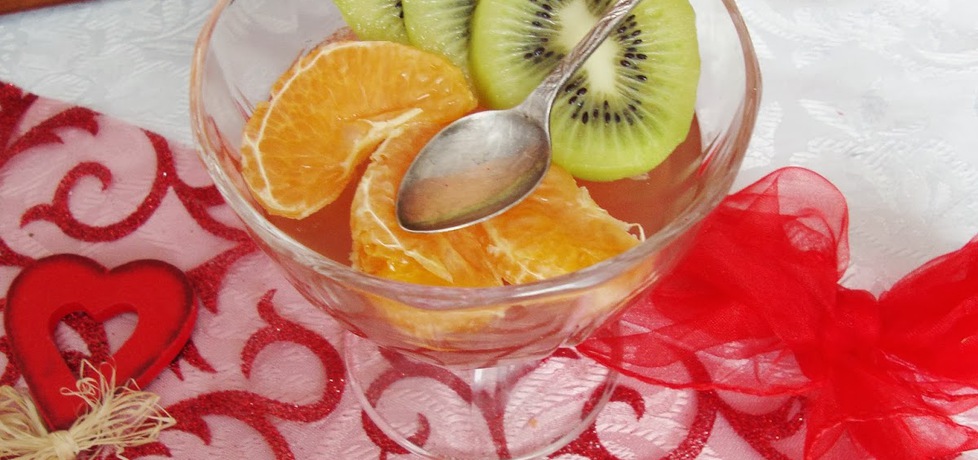 Dietetyczna herbaciana galaretka z owocami