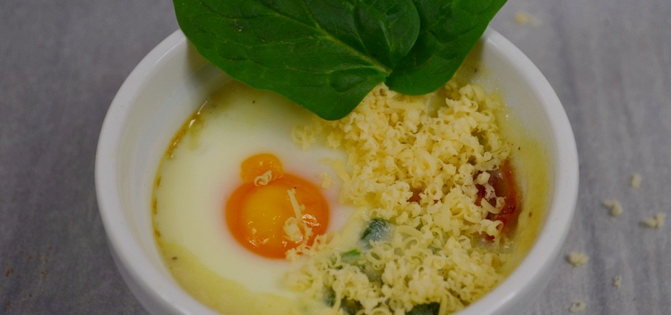 Jajka zapiekane w szpinaku (autor: justynkag)