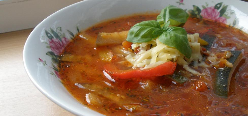 Toskańska zupa pomidorowa z bakłażanem, cukinią i papryką ...