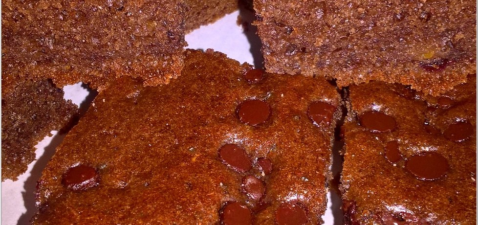 Korzenne ciasto z czekoladowymi kropkami (autor: magdalenaic ...